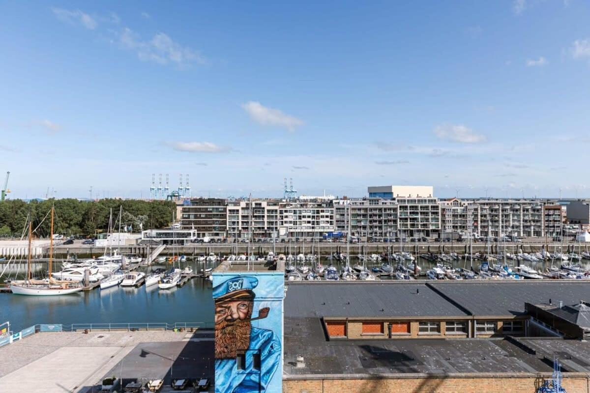 Huswell - Lovely New Apartment At The Harbor + Parking Brugge Eksteriør bilde