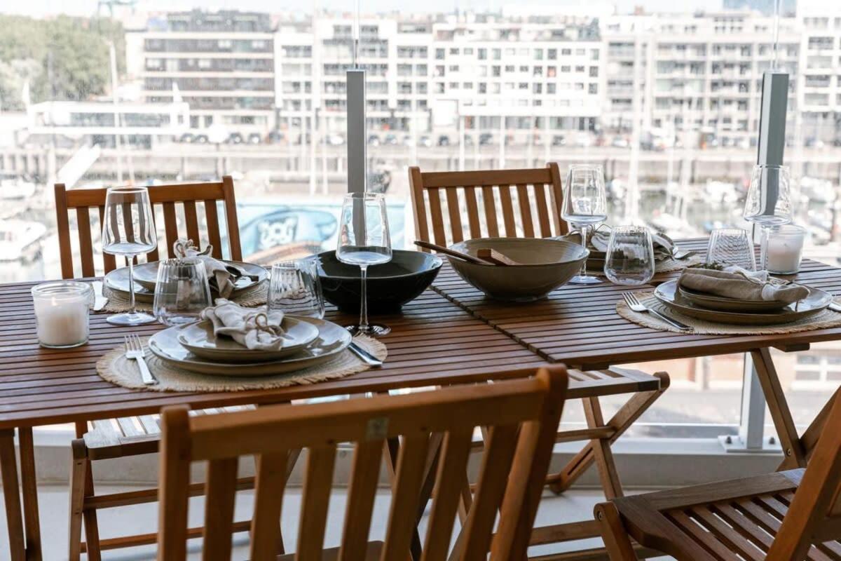 Huswell - Lovely New Apartment At The Harbor + Parking Brugge Eksteriør bilde